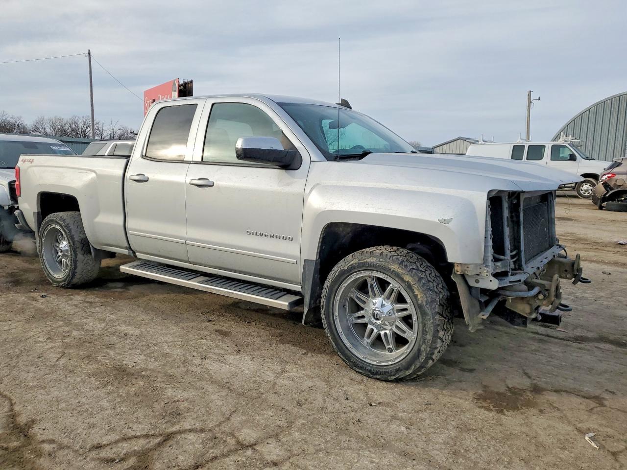 2016 CHEVROLET SILVERADO K1500 LT photo 7