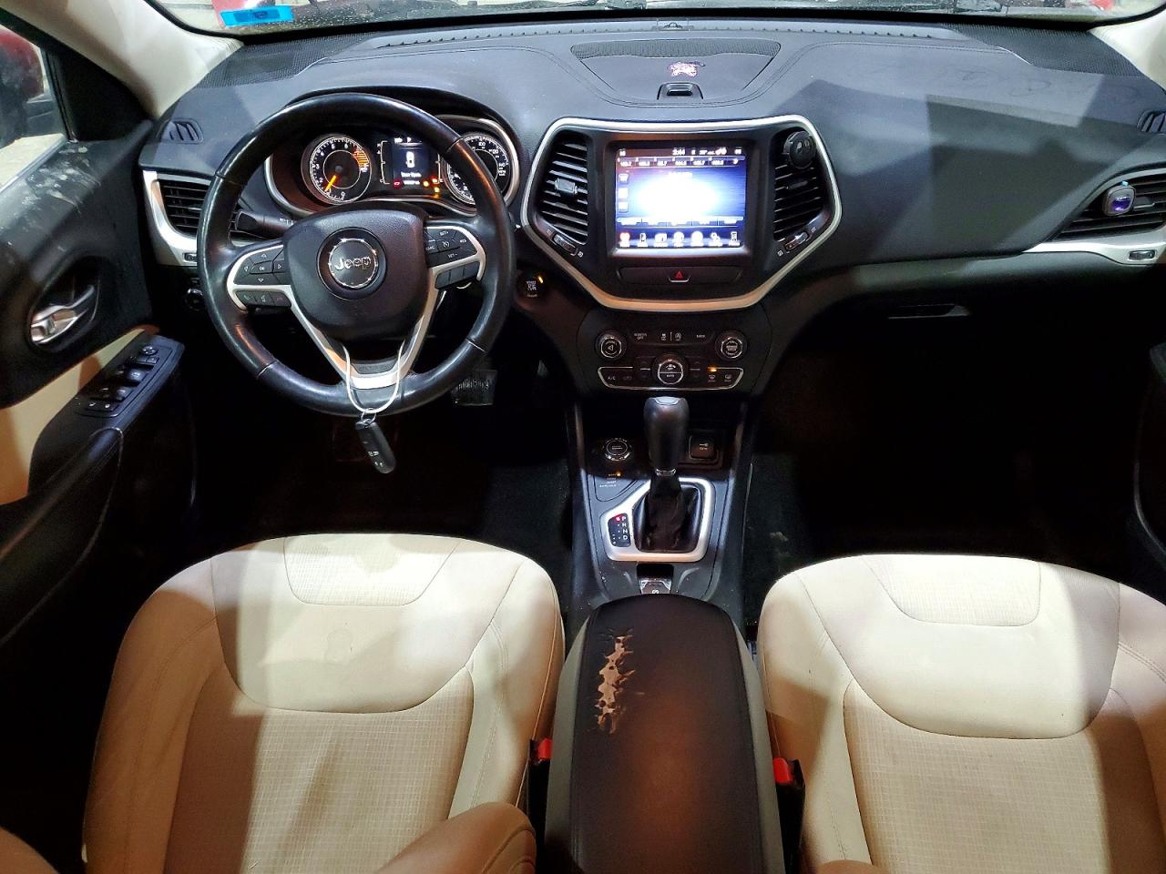 2016 JEEP CHEROKEE LATITUDE photo 15