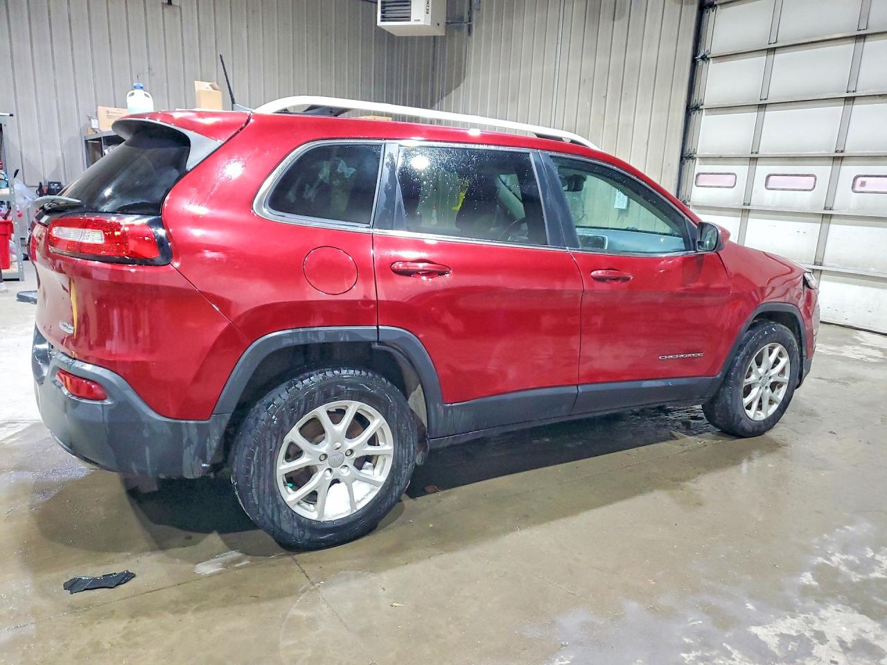 2016 JEEP CHEROKEE LATITUDE photo 5