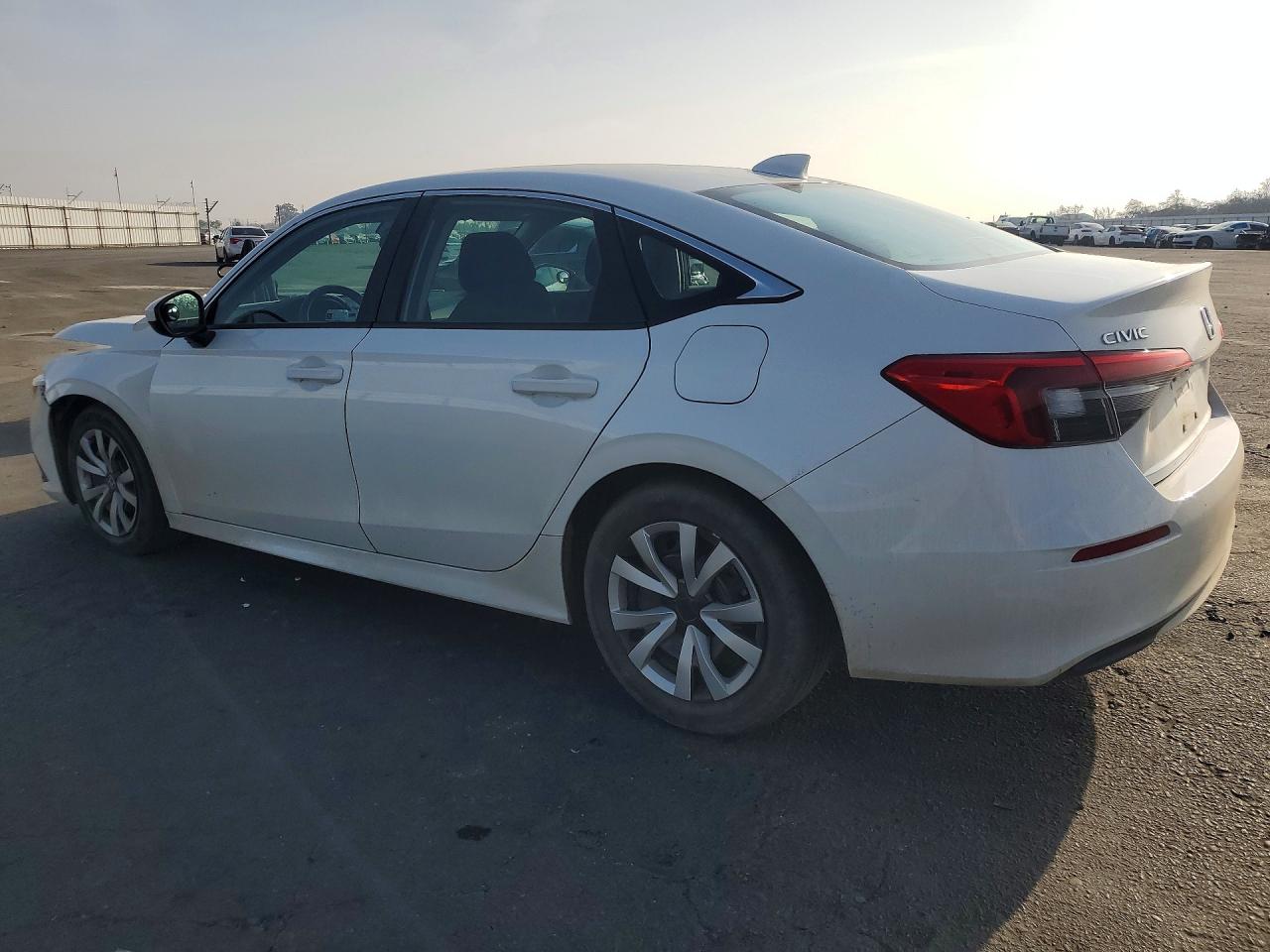 2022 HONDA CIVIC LX photo 2