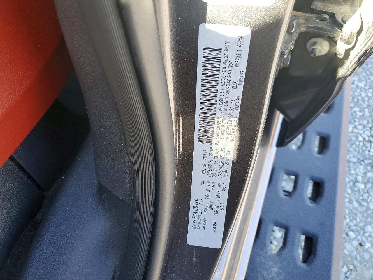 2019 RAM 1500 REBEL photo 23