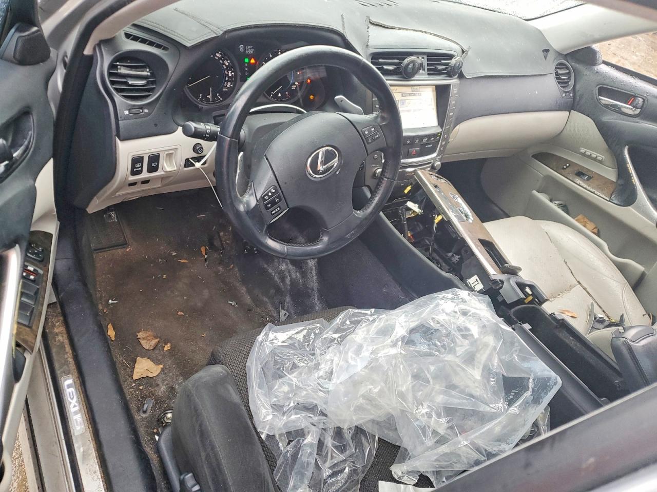 2010 LEXUS IS 250 photo 15
