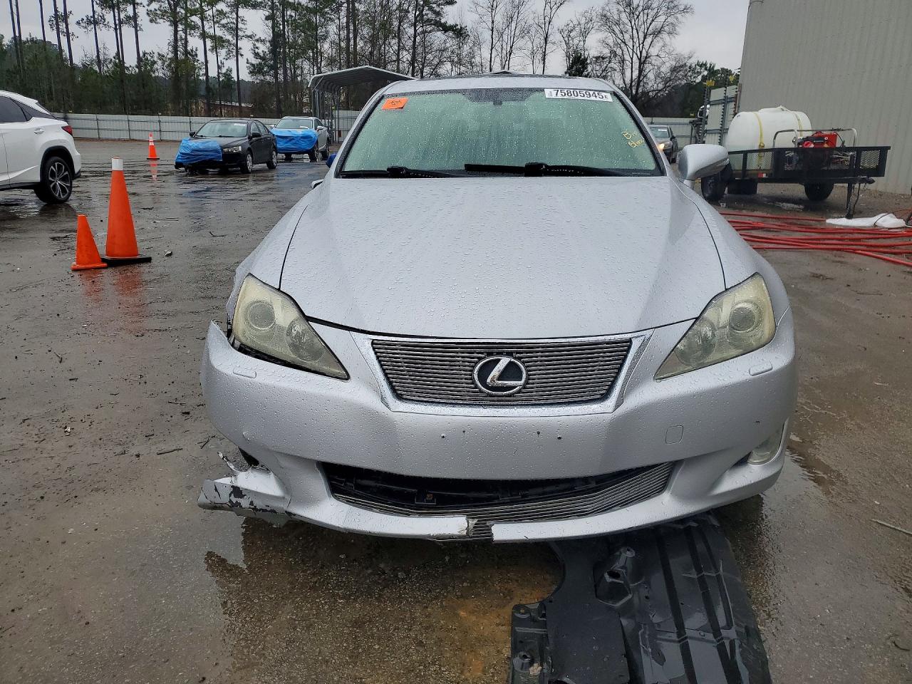 2010 LEXUS IS 250 photo 9