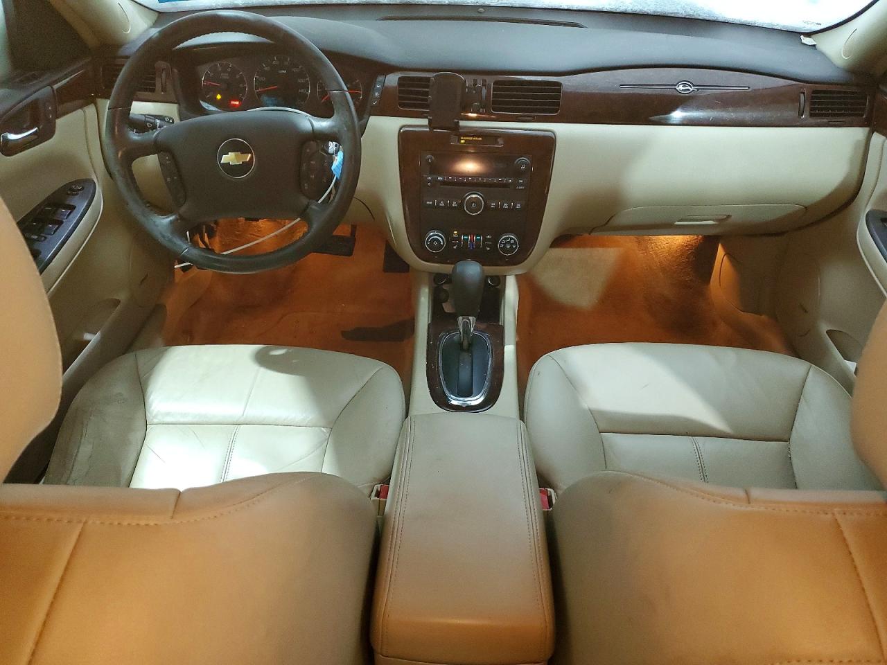 2011 CHEVROLET IMPALA LT photo 8