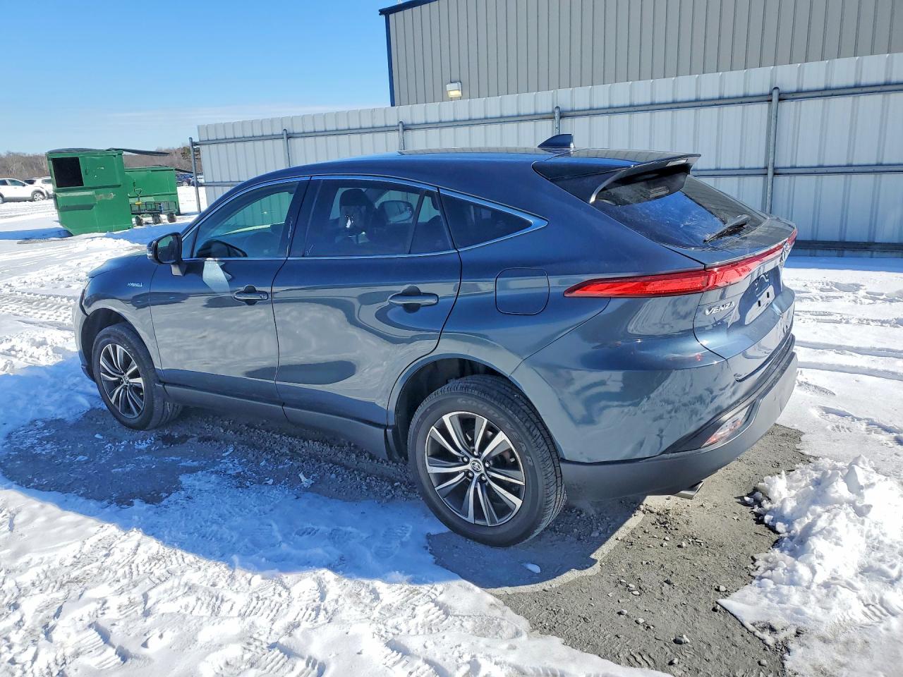 2021 TOYOTA VENZA LE photo 2