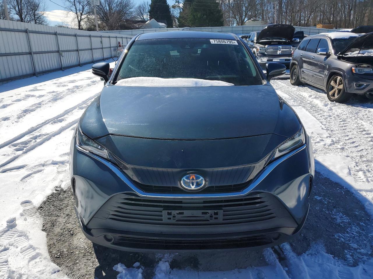 2021 TOYOTA VENZA LE photo 5