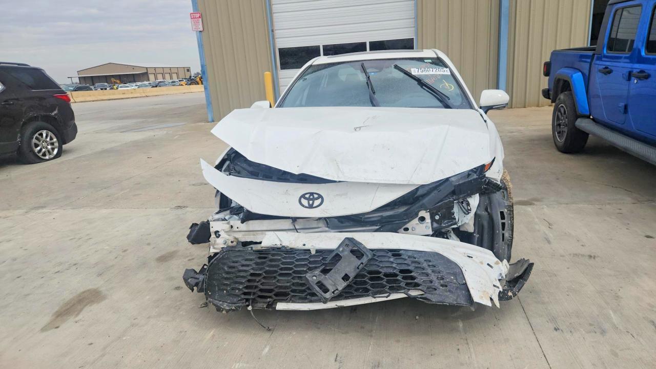 2025 TOYOTA CAMRY