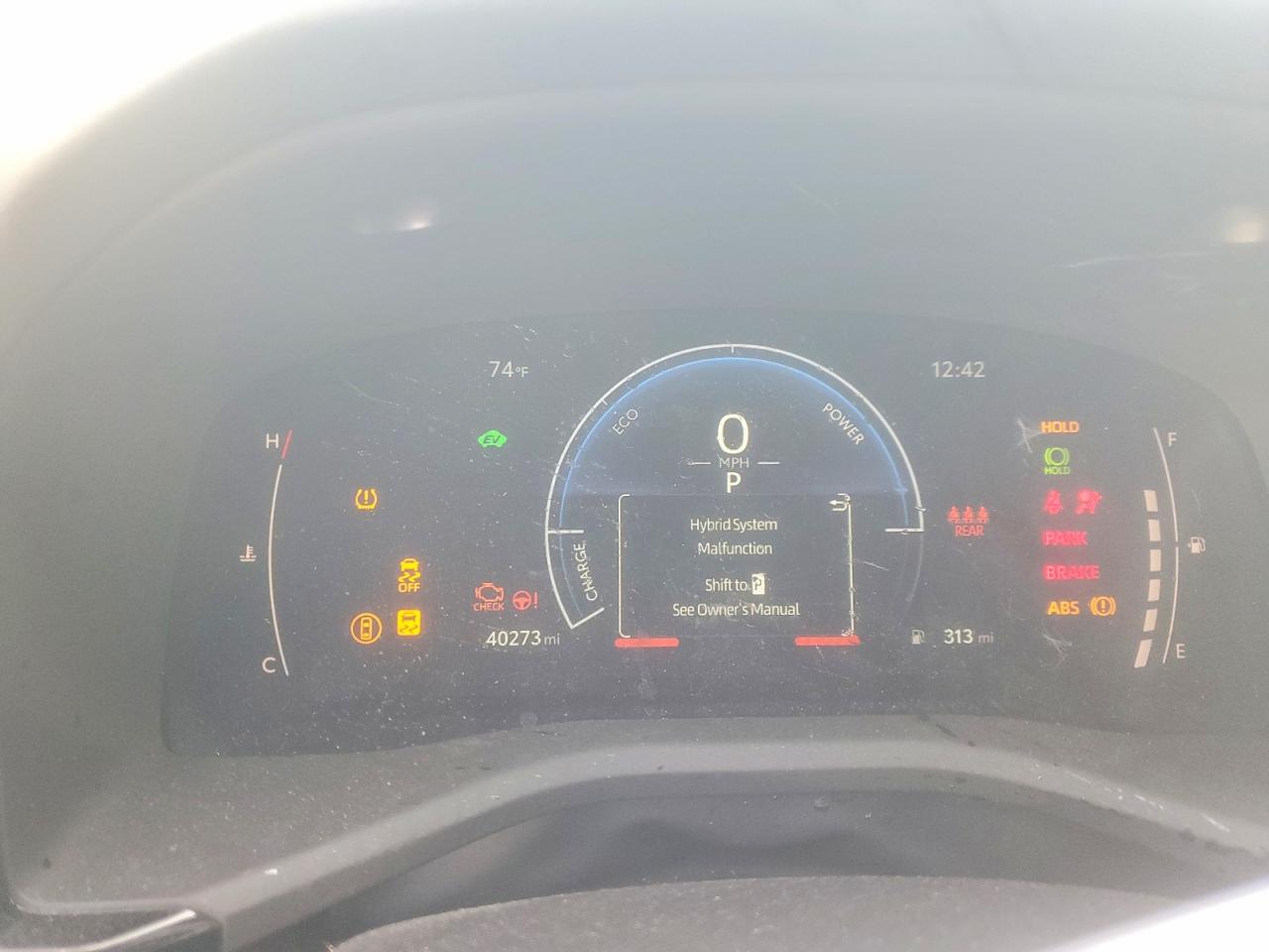2025 TOYOTA CAMRY SE photo 9