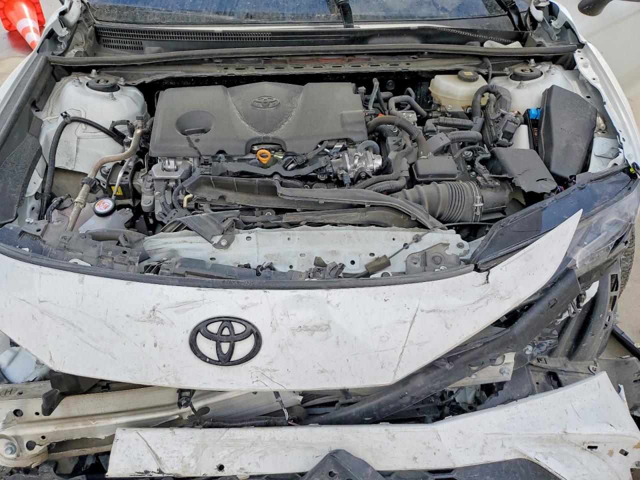 2025 TOYOTA CAMRY SE photo 11