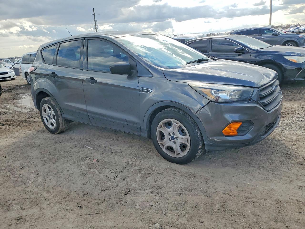2018 FORD ESCAPE S photo 7