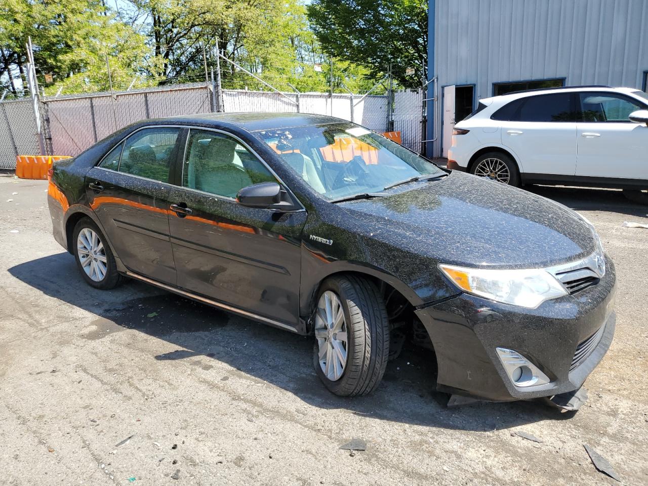 2012 TOYOTA CAMRY HYBRID photo 4