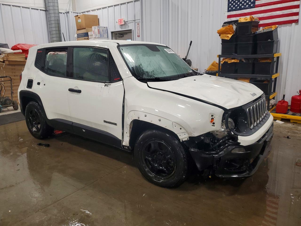 2015 JEEP RENEGADE SPORT photo 4
