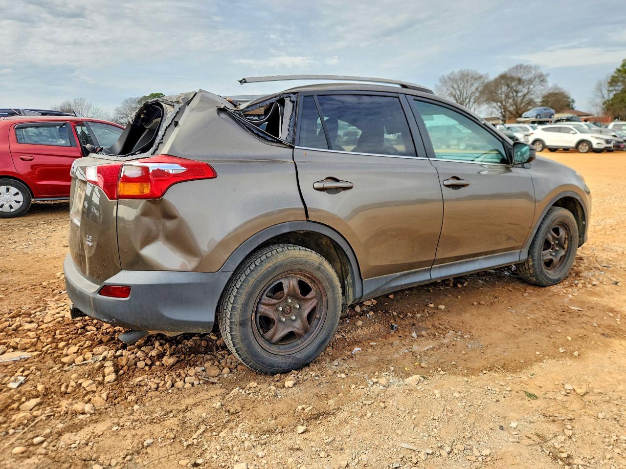 2014 TOYOTA RAV4 LE photo 7