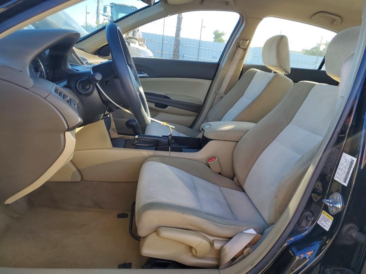 2008 HONDA ACCORD LX photo 7
