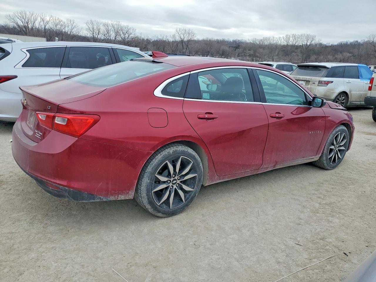 2018 CHEVROLET MALIBU LT photo 3