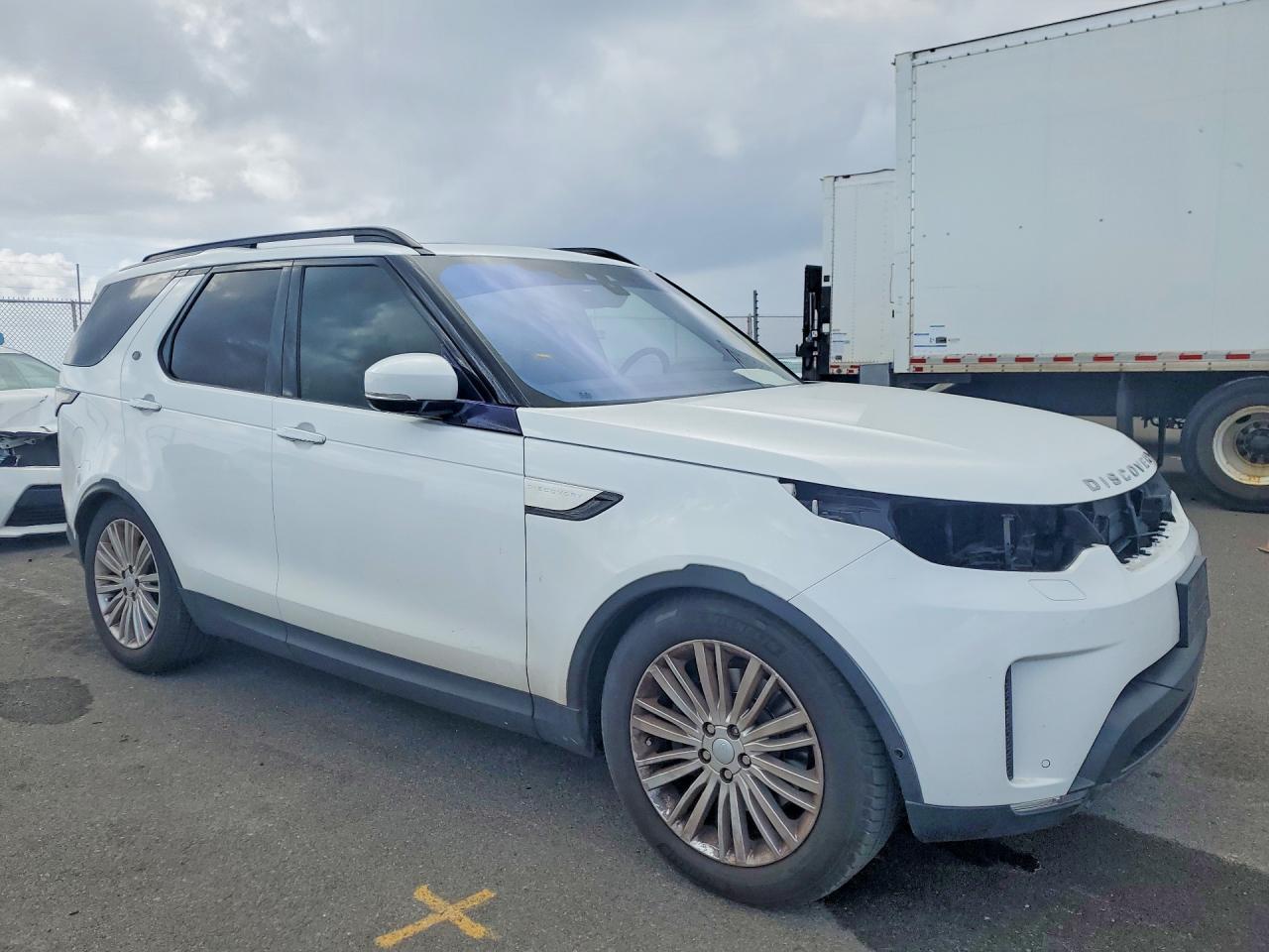 2017 LAND ROVER DISCOVERY HSE LUXURY photo 10