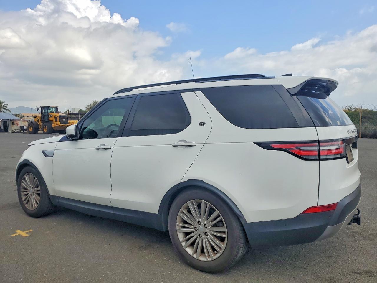 2017 LAND ROVER DISCOVERY HSE LUXURY photo 4