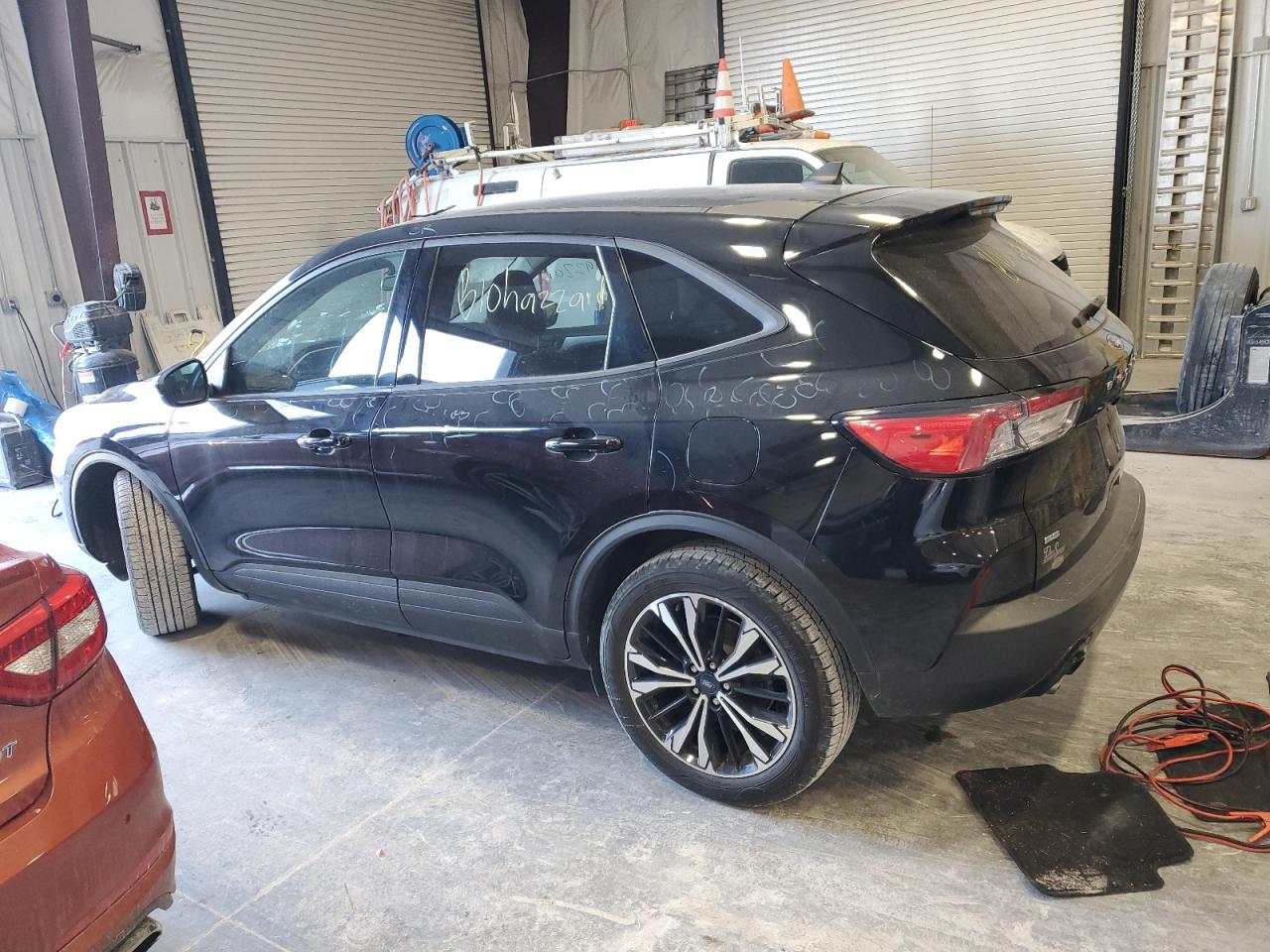 2022 FORD ESCAPE SE photo 3
