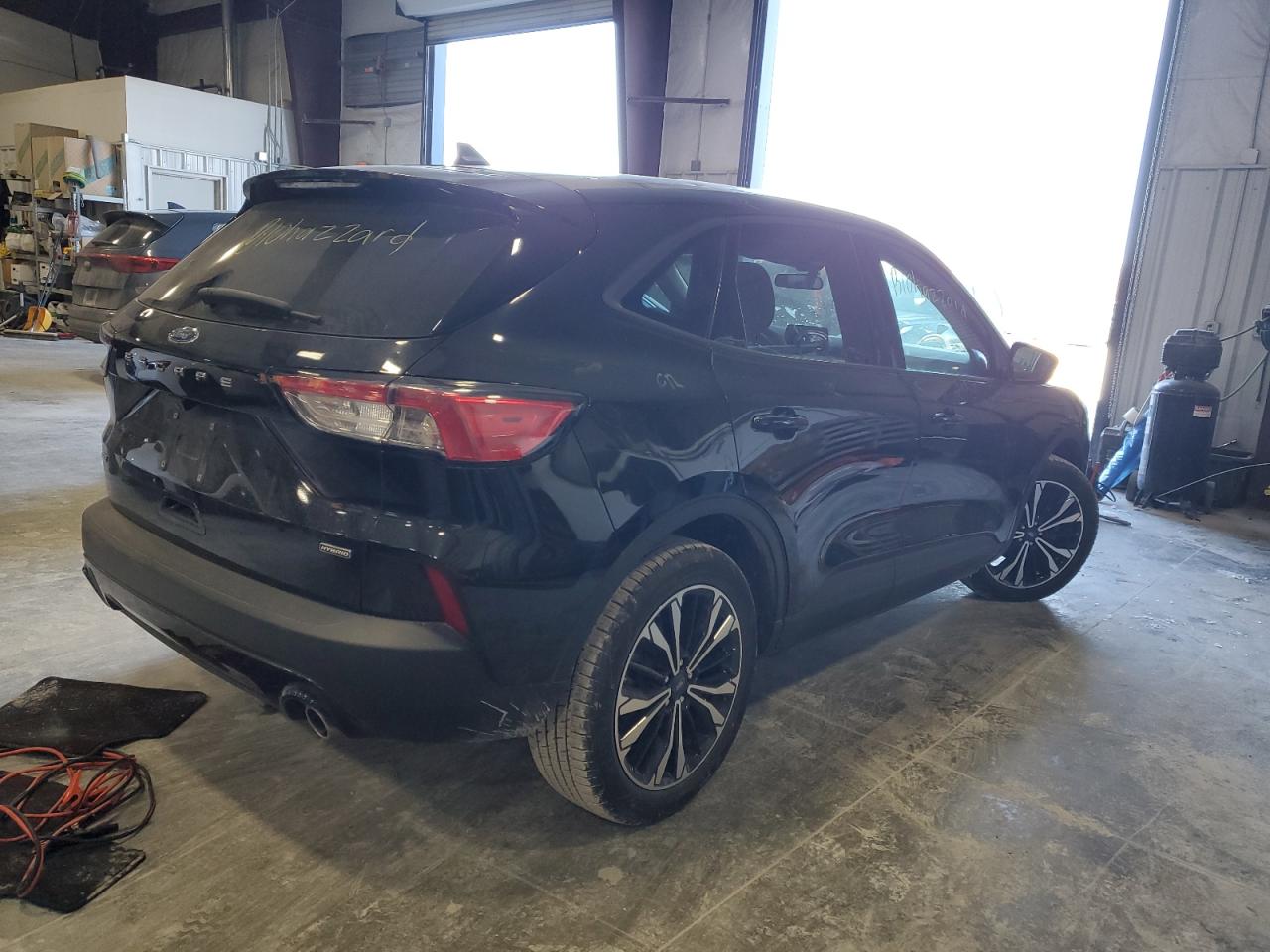 2022 FORD ESCAPE SE photo 5