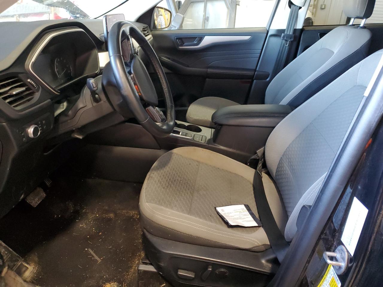 2022 FORD ESCAPE SE photo 13