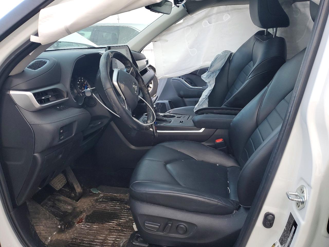 2022 TOYOTA HIGHLANDER HYBRID XLE photo 13
