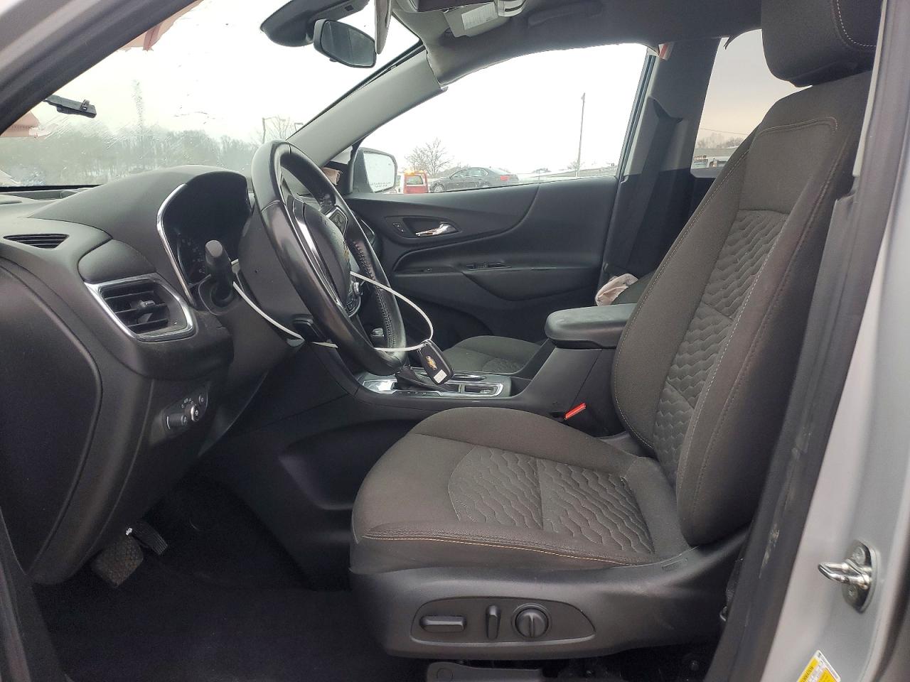 2020 CHEVROLET EQUINOX LT photo 7