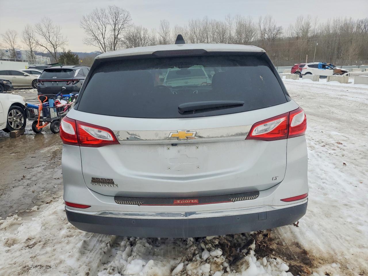 2020 CHEVROLET EQUINOX LT photo 6