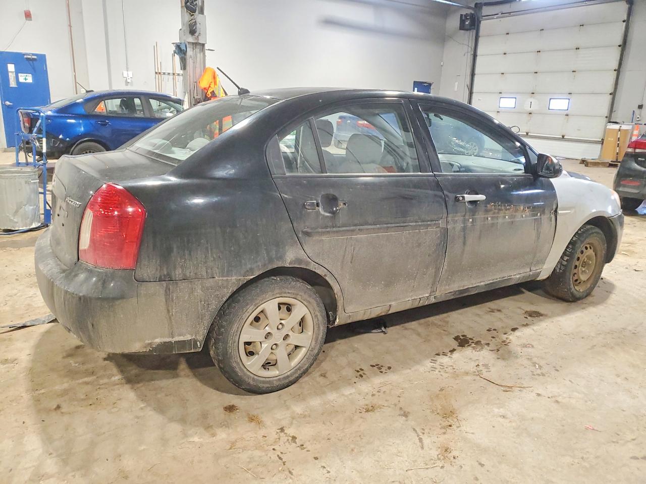 2008 HYUNDAI ACCENT GLS photo 3