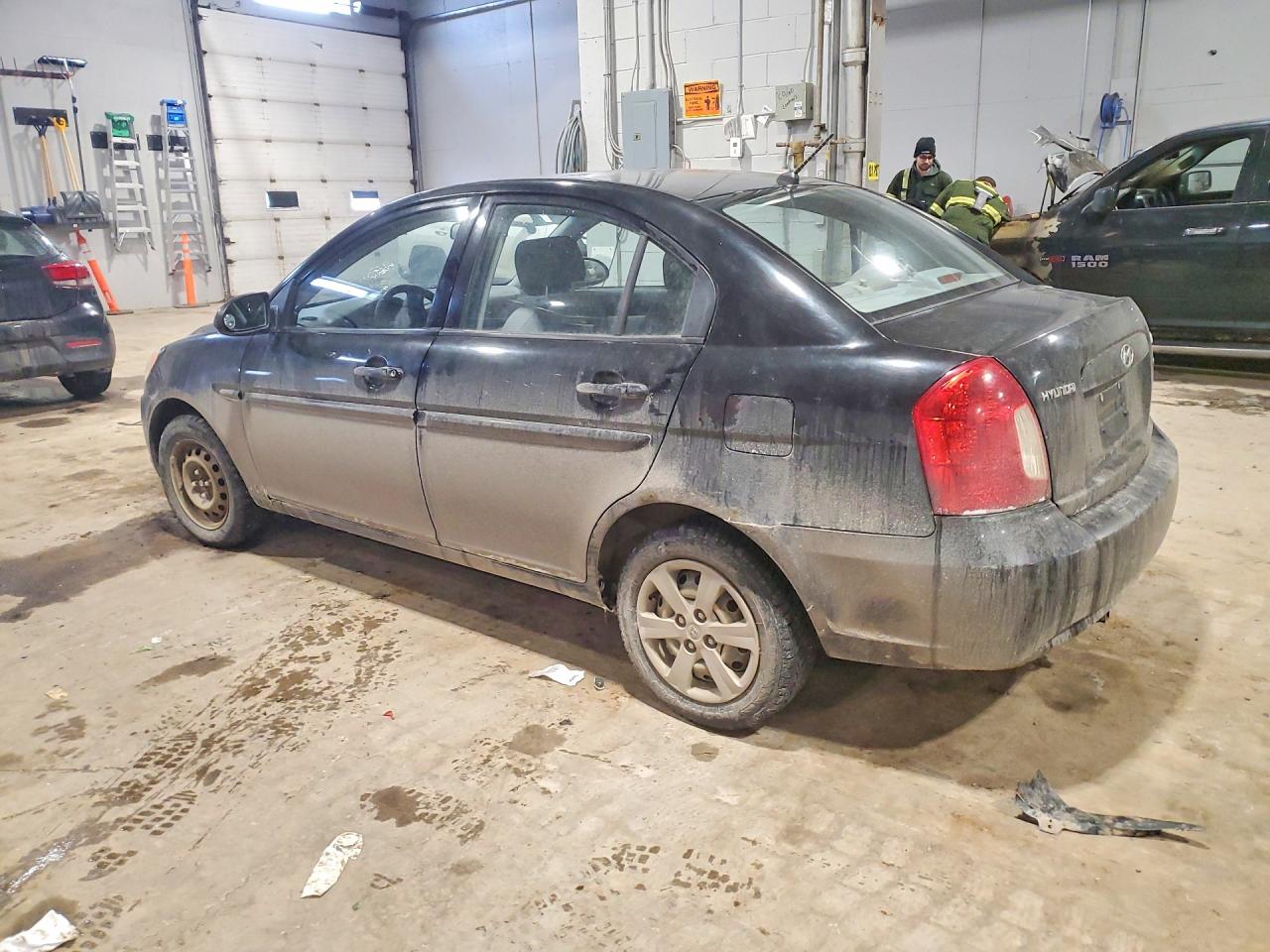 2008 HYUNDAI ACCENT GLS photo 2