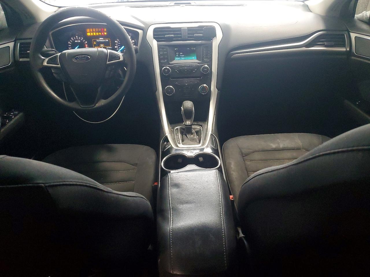 2015 FORD FUSION SE photo 15