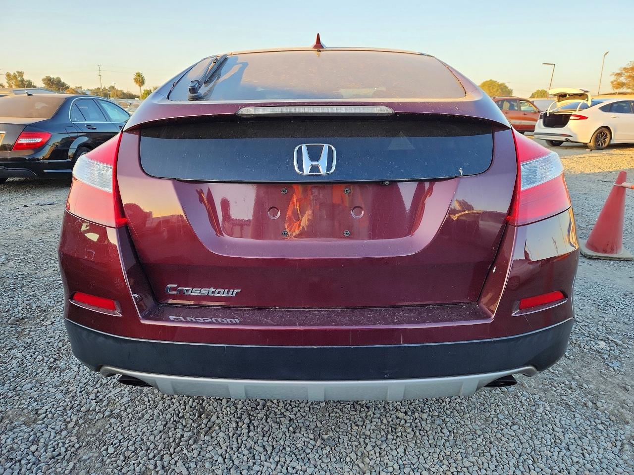 2015 HONDA CROSSTOUR photo 11