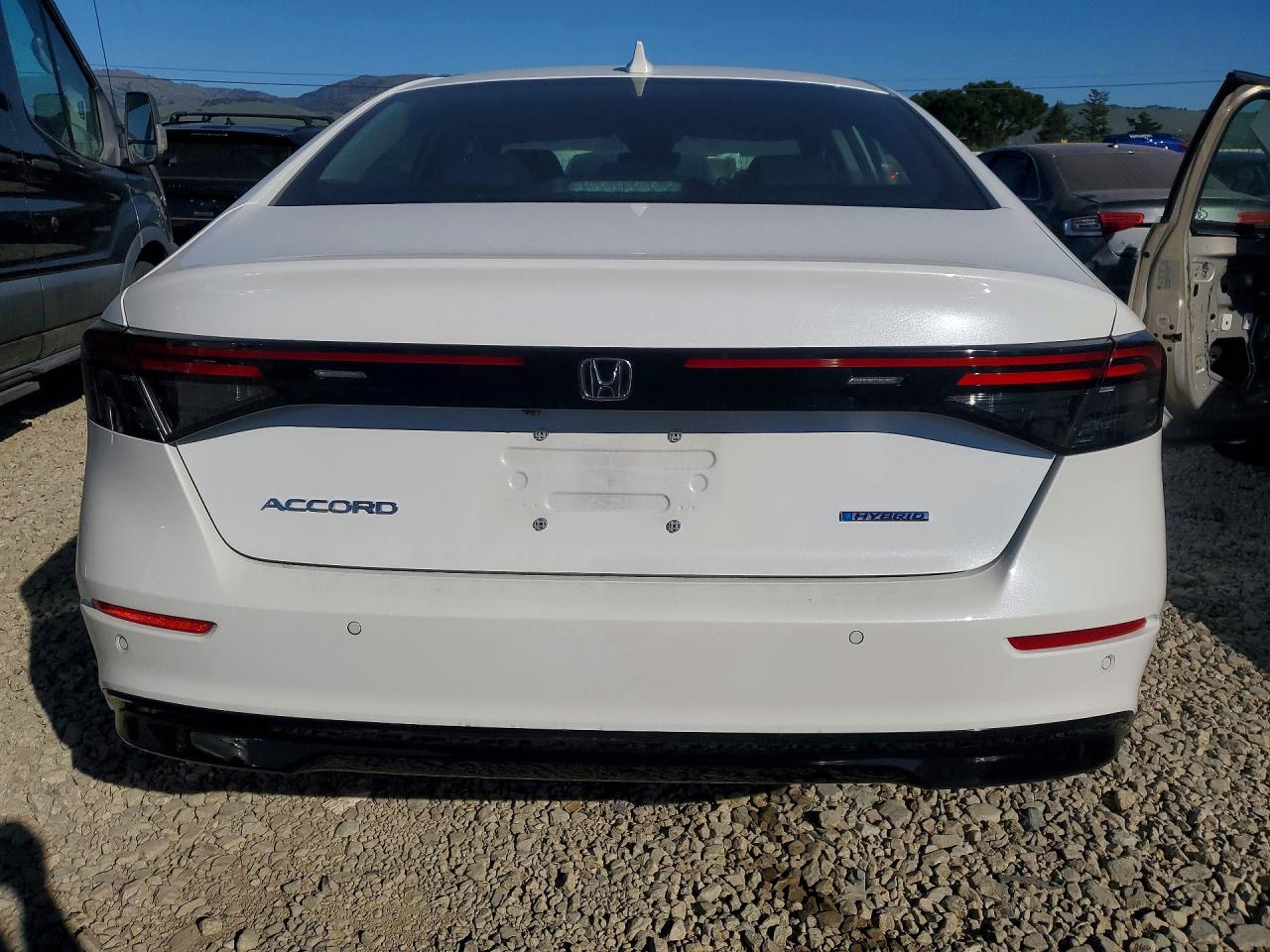 2025 HONDA ACCORD HYBRID EXL photo 11