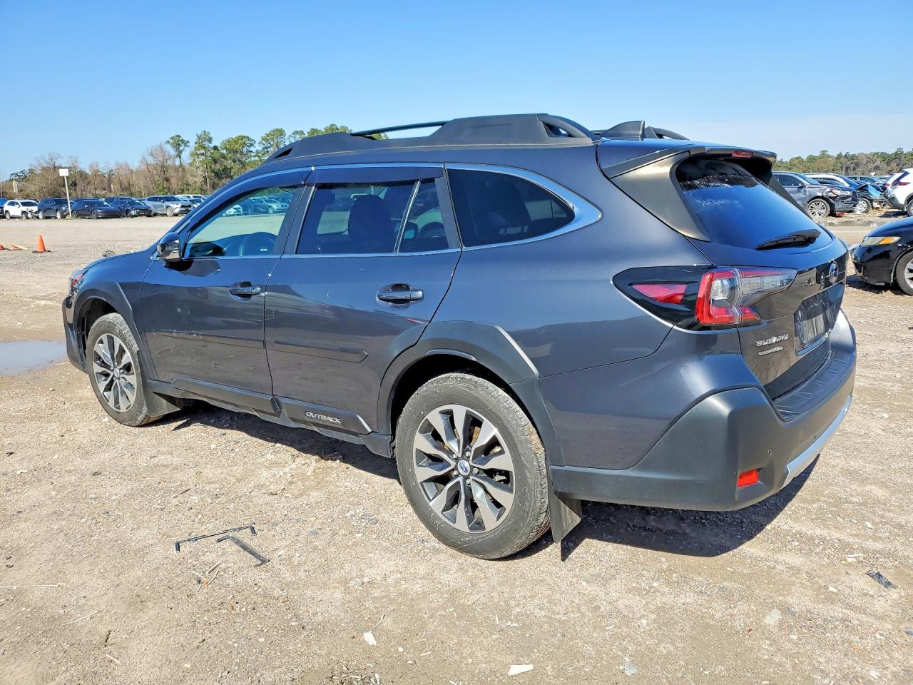 2023 SUBARU OUTBACK LIMITED photo 3