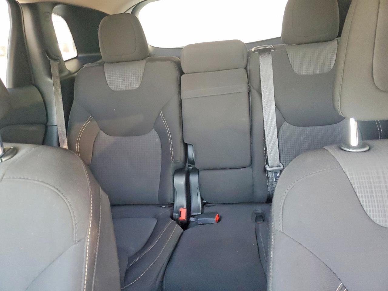 2016 JEEP CHEROKEE LATITUDE photo 19