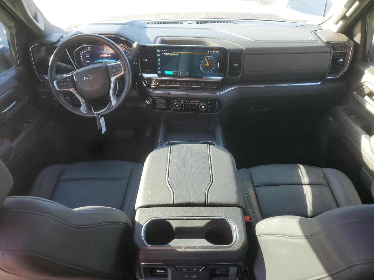 2024 CHEVROLET SILVERADO K2500 HEAVY DUTY LTZ photo 8