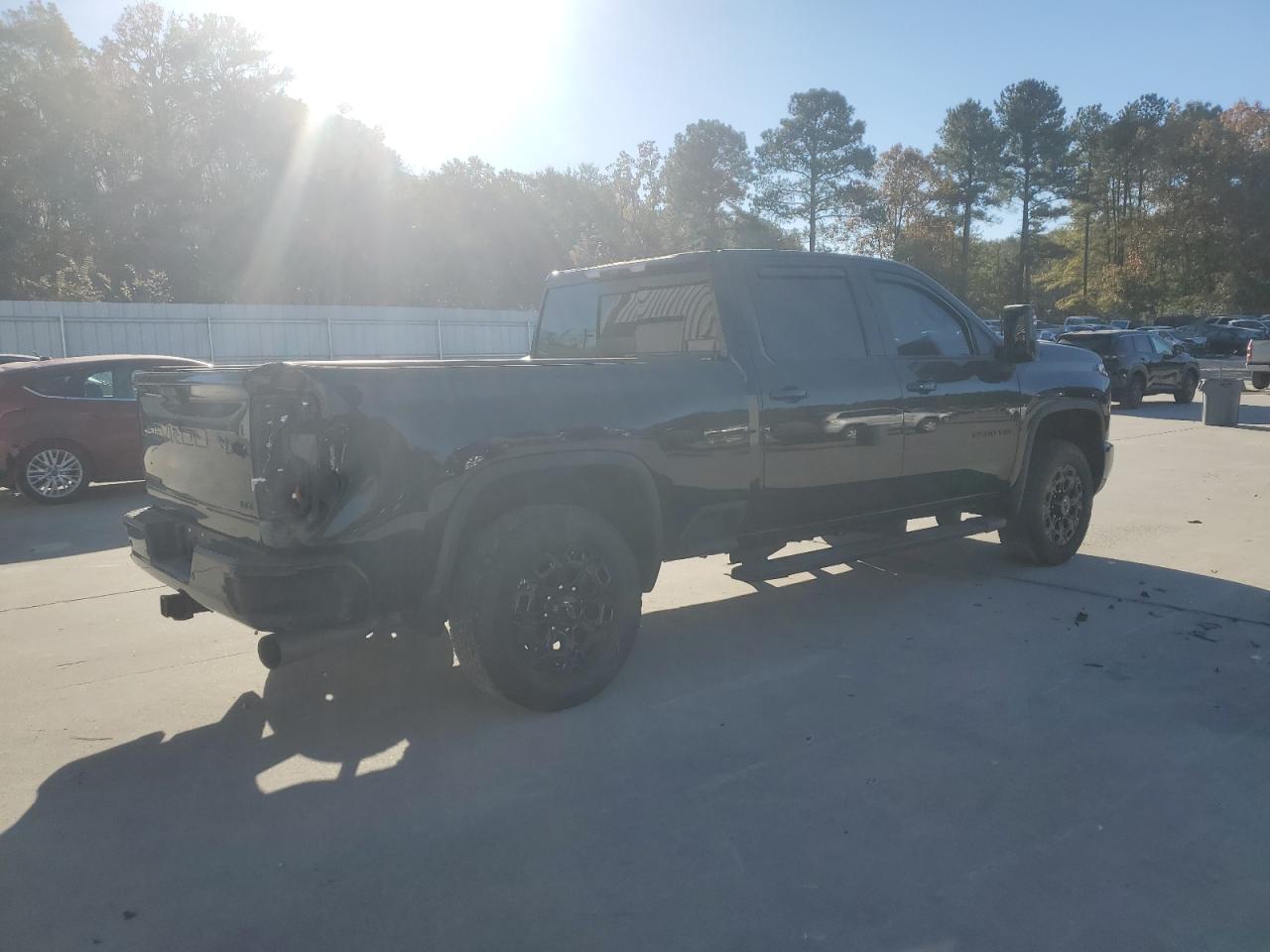 2024 CHEVROLET SILVERADO K2500 HEAVY DUTY LTZ photo 3