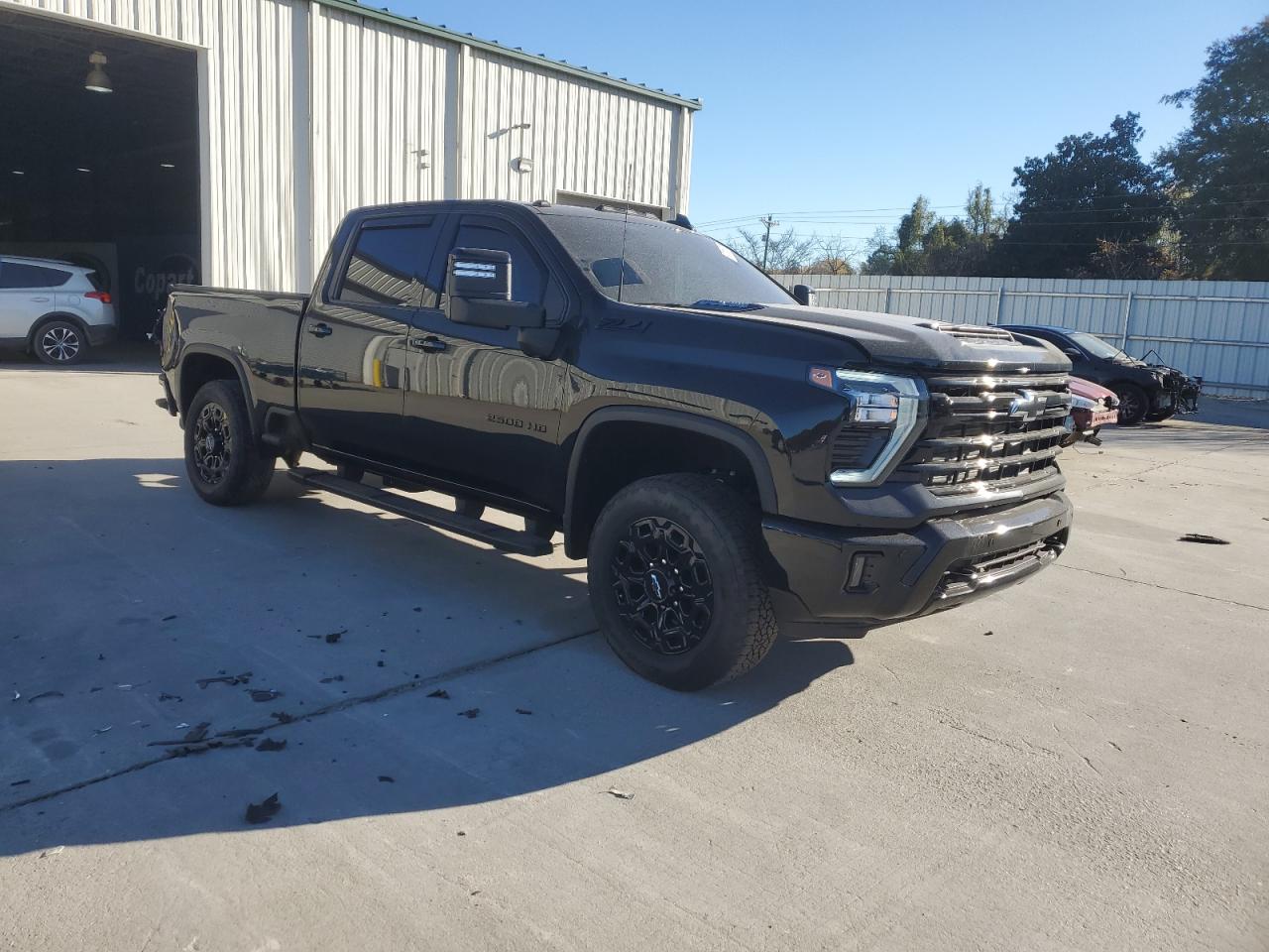 2024 CHEVROLET SILVERADO K2500 HEAVY DUTY LTZ photo 4