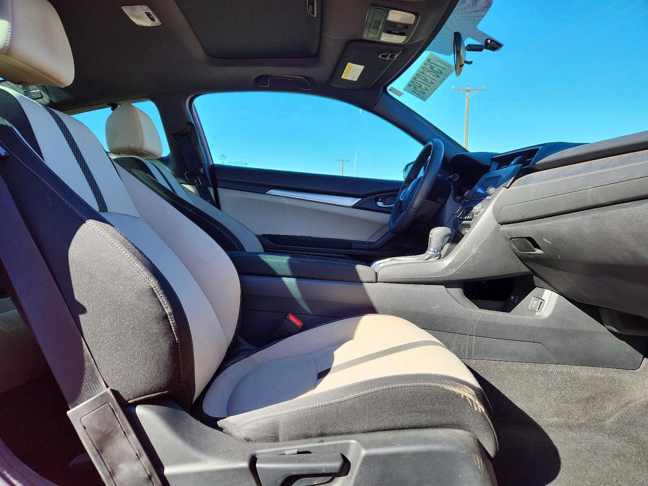 2016 HONDA CIVIC LX photo 19