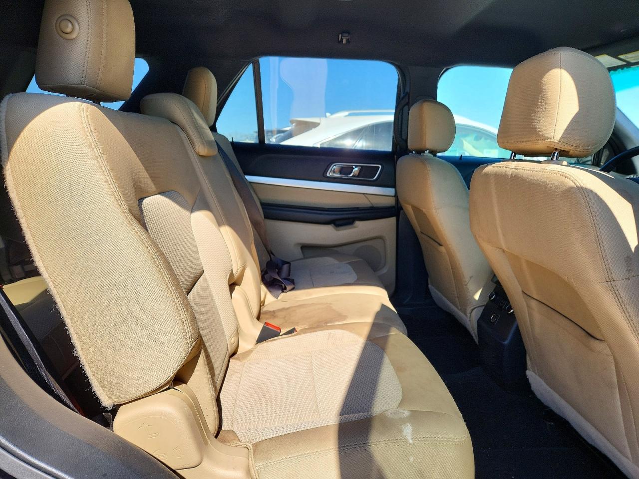 2017 FORD EXPLORER XLT photo 31