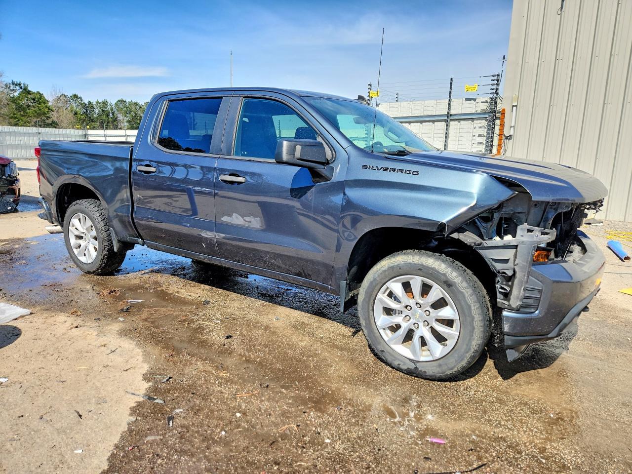 2020 CHEVROLET SILVERADO photo 4