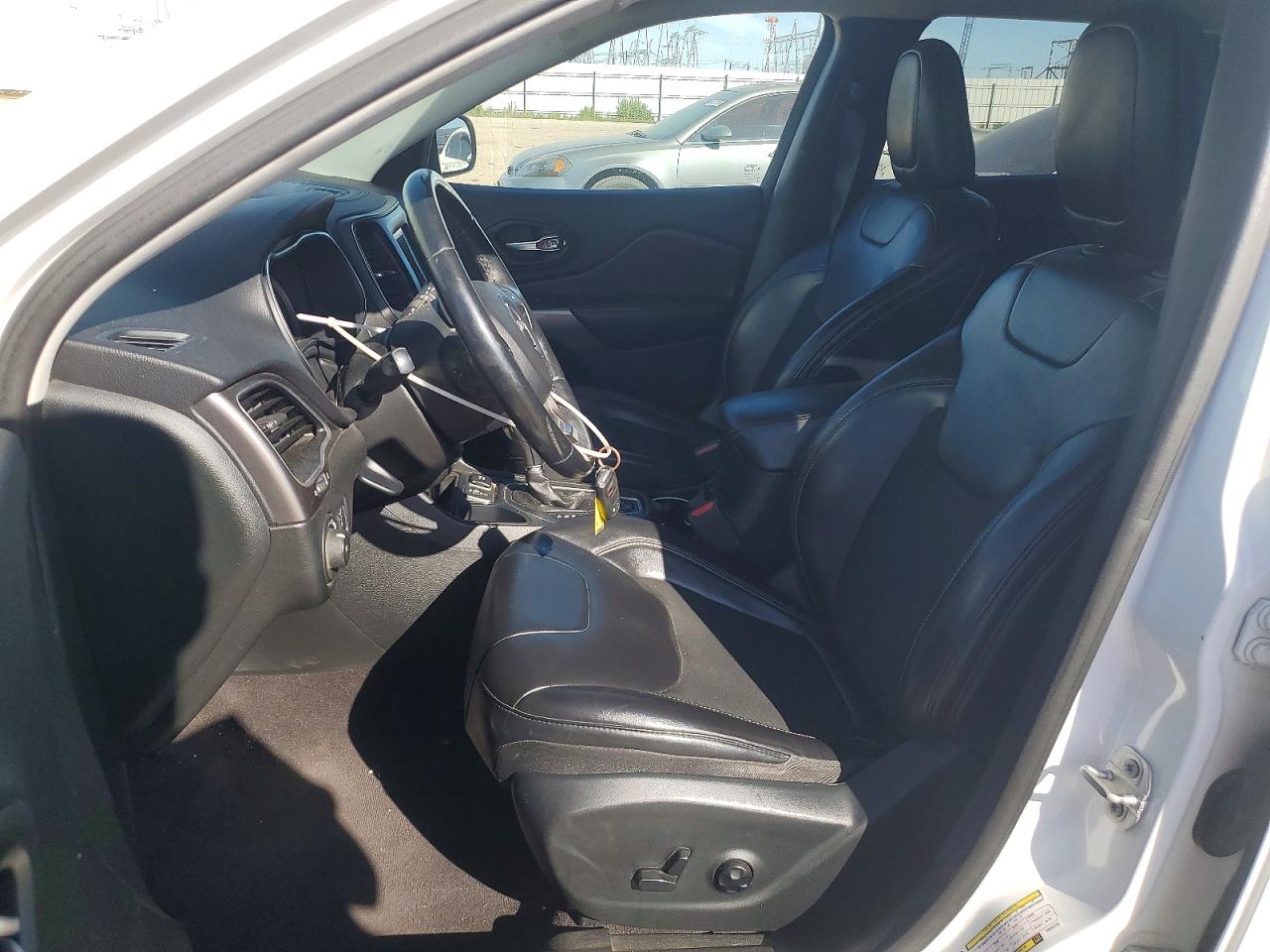 2019 JEEP CHEROKEE LATITUDE PLUS photo 13