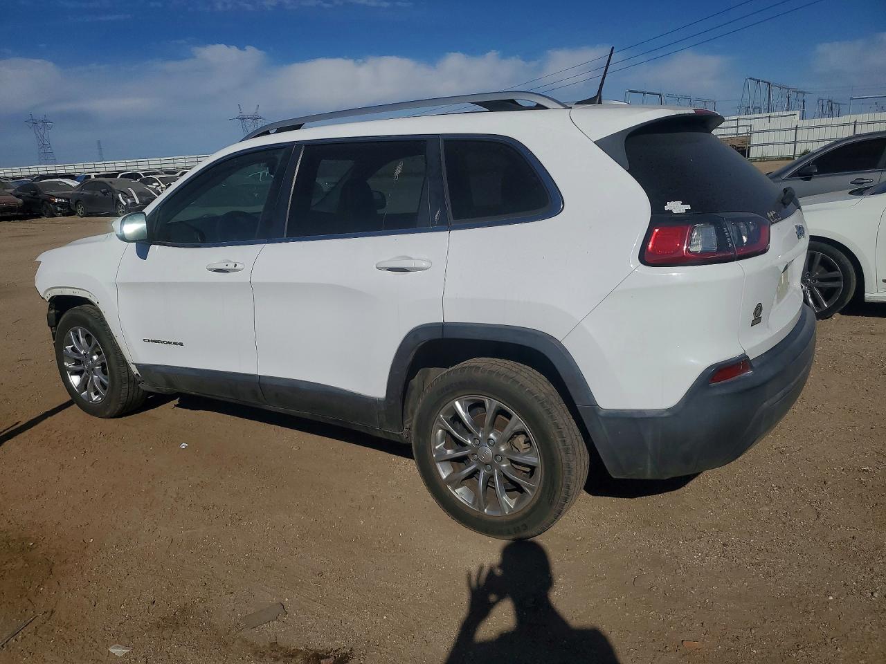 2019 JEEP CHEROKEE LATITUDE PLUS photo 3