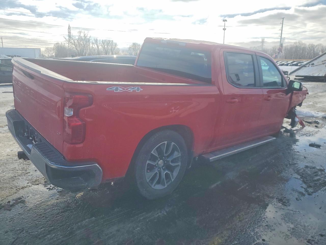 2025 CHEVROLET SILVERADO K1500 LT-L photo 3