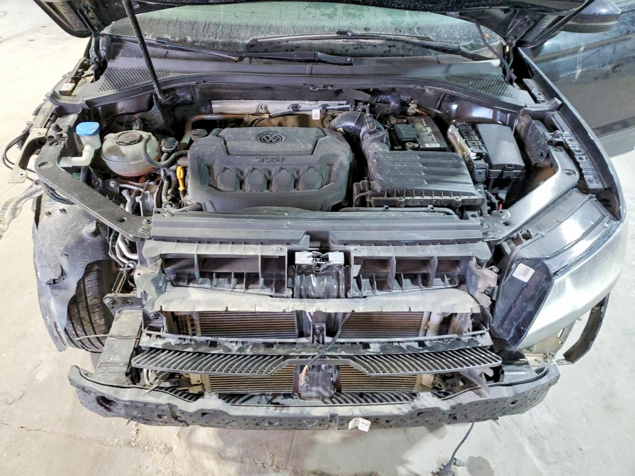 2021 VOLKSWAGEN TIGUAN S photo 23