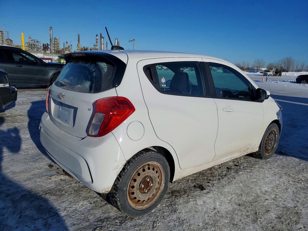 2019 CHEVROLET SPARK 1LT photo 3