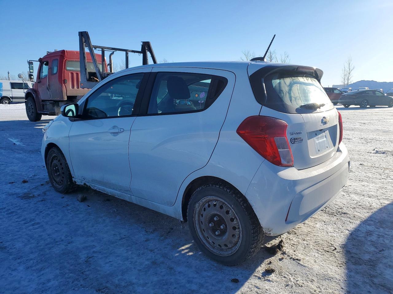 2019 CHEVROLET SPARK 1LT photo 2