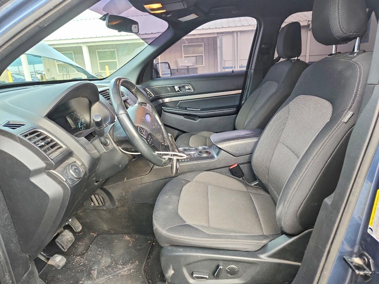 2018 FORD EXPLORER XLT photo 7