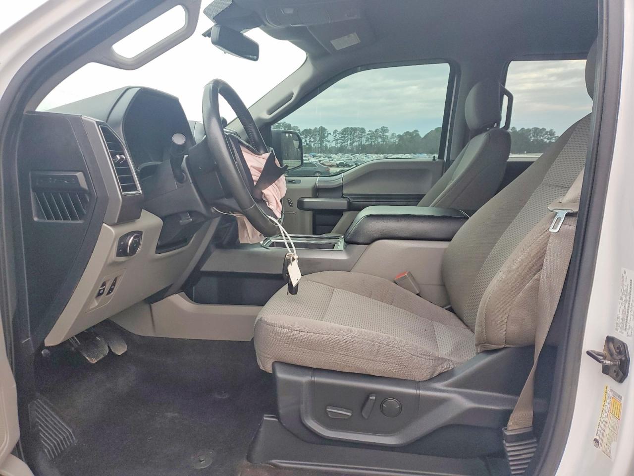 2019 FORD F150 SUPERCREW photo 13
