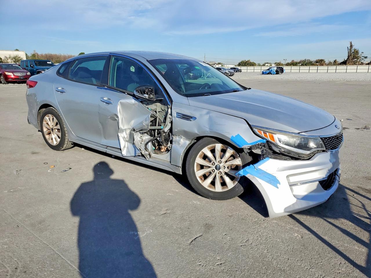 2017 KIA OPTIMA LX photo 7