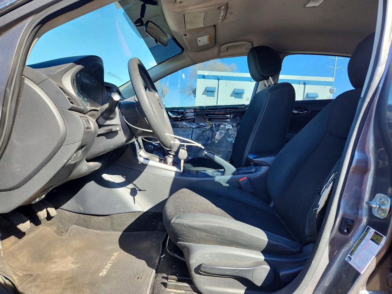 2019 NISSAN SENTRA S photo 7